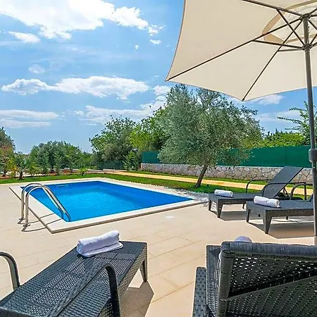 Jozefina Comfortable Vila