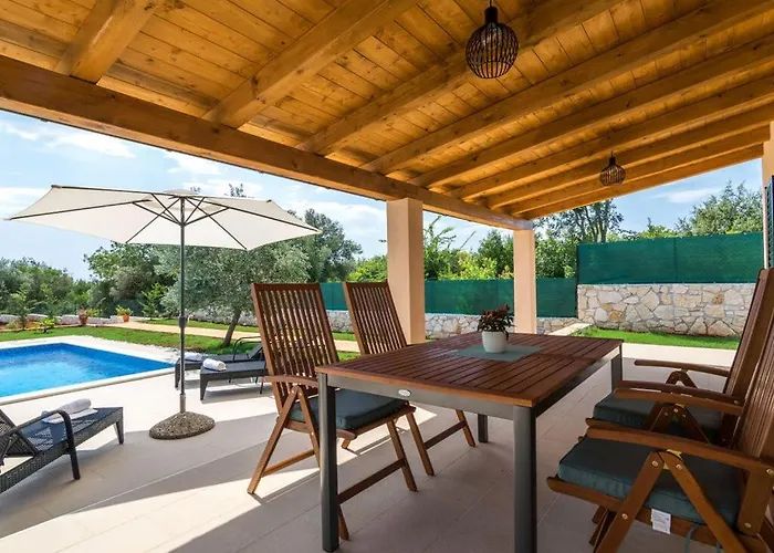 Jozefina Comfortable Villa