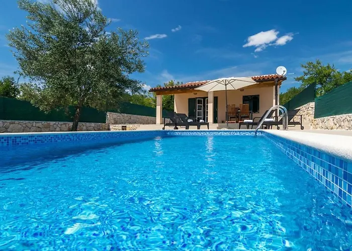 Jozefina Comfortable Villa