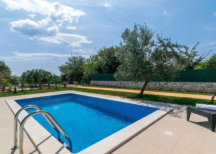 Jozefina Comfortable