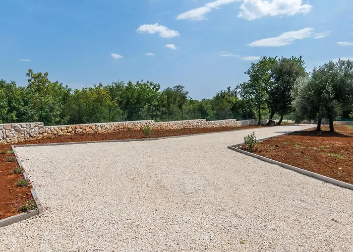 Jozefina Comfortable